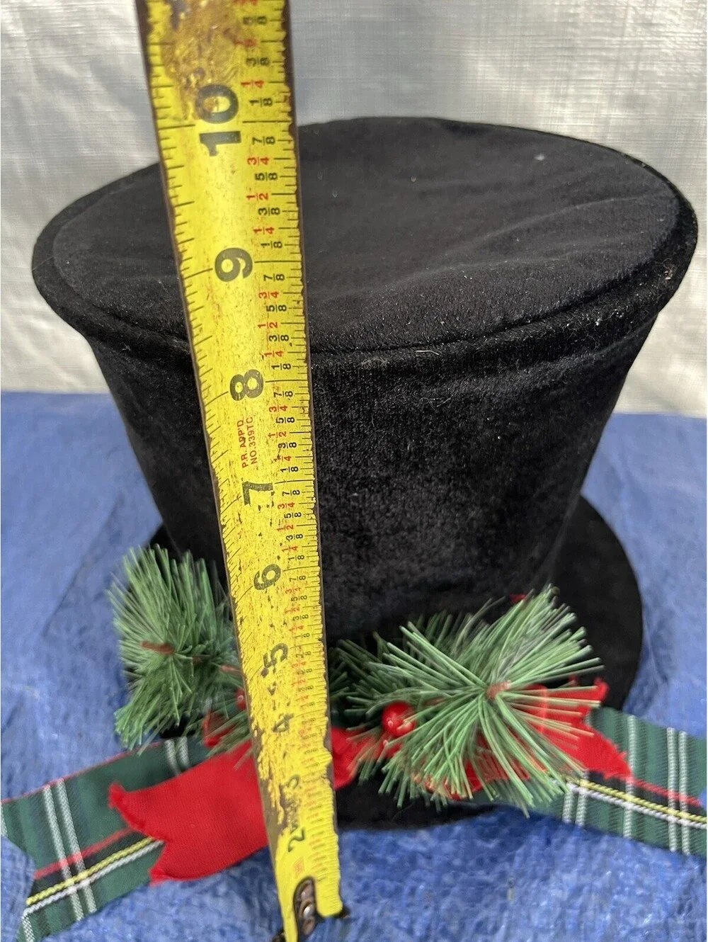 Large Black Top Hat  w/Red Bow Pine Christmas Tree Topper Decor